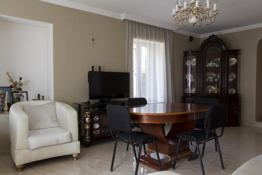 Guesthouse Ori Beli In ميستيا المظهر الخارجي الصورة
